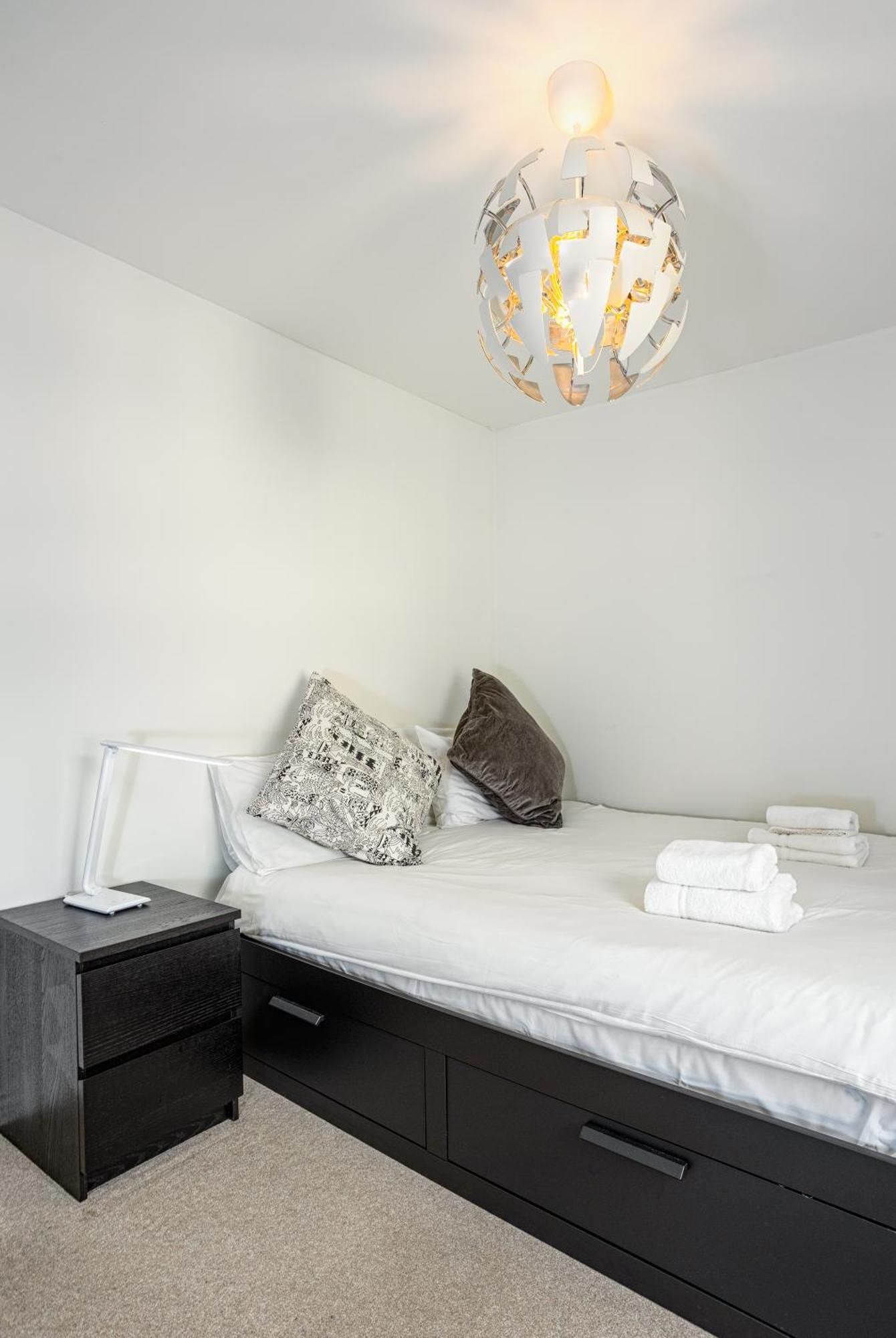 Comfy 2 Bedroom Apartment Near Edinburgh City Centre Exterior foto