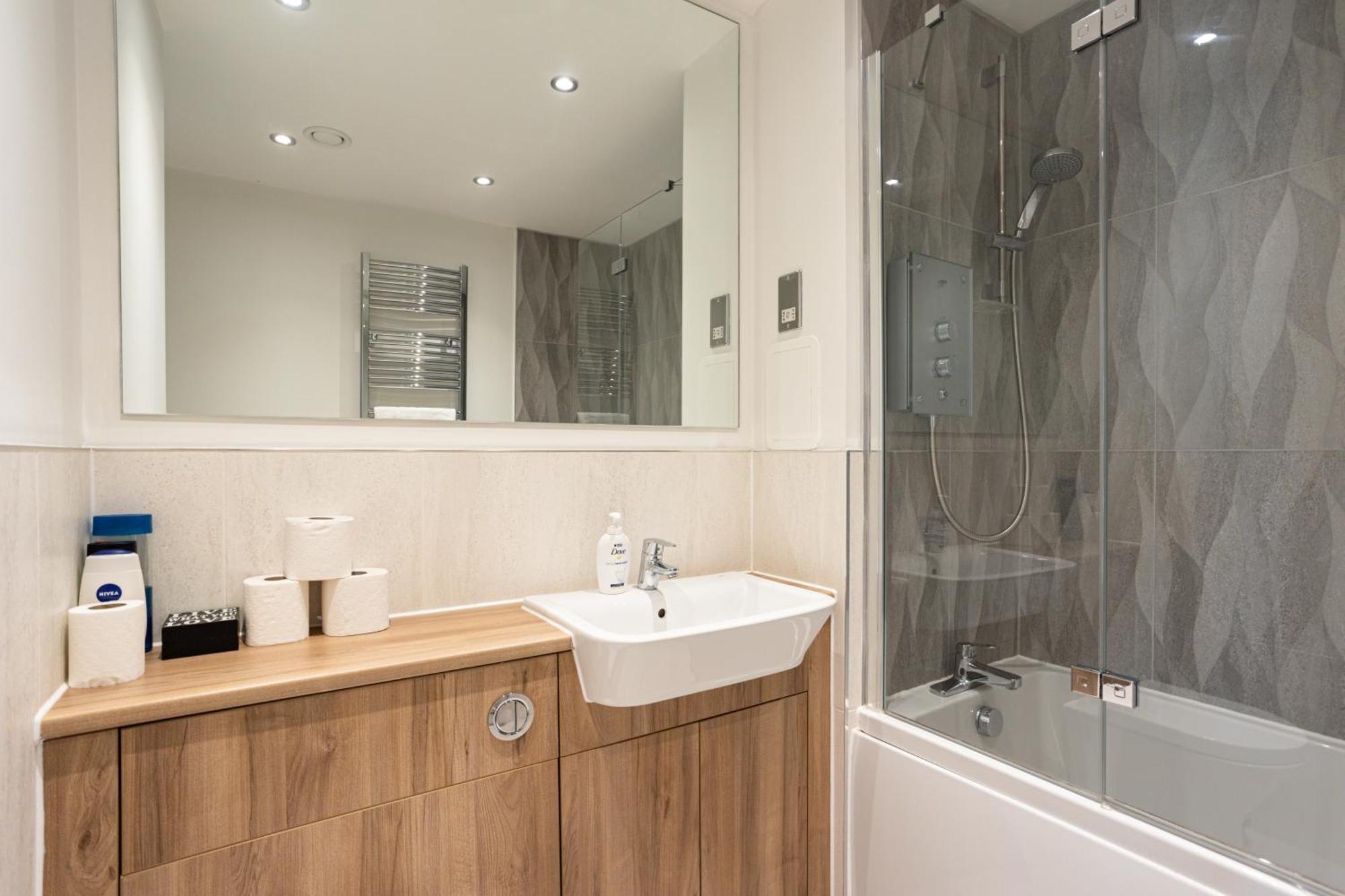 Comfy 2 Bedroom Apartment Near Edinburgh City Centre Exterior foto
